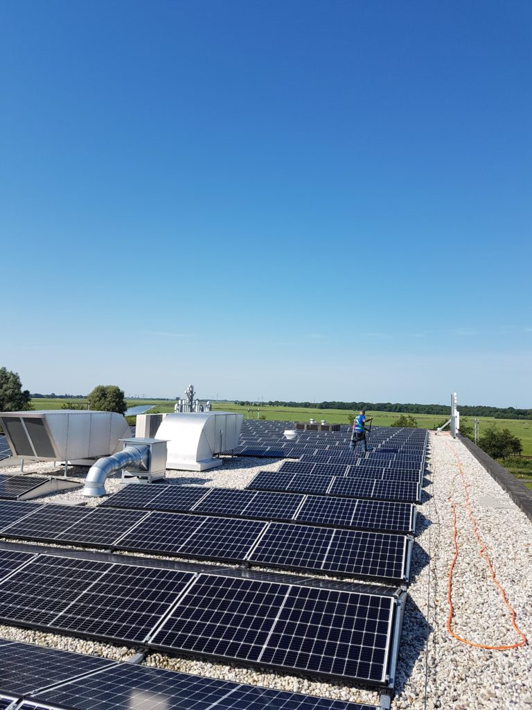 Zonnepanelen Laten Reinigen Sapp